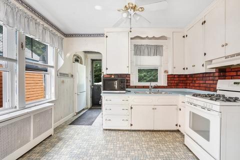 279 Doherty St, Fall River, MA 02720 photo 6