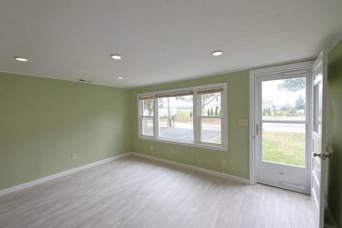 18 Beach St, Wareham, MA 02571 photo 7