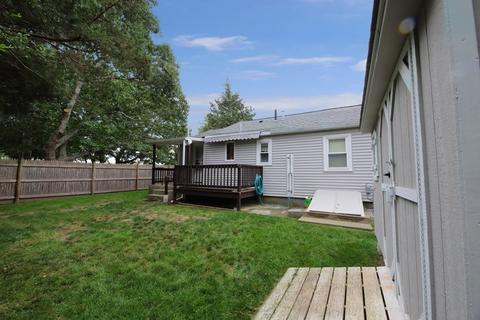 18 Beach St, Wareham, MA 02571 photo 5