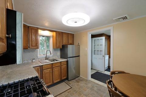 18 Beach St, Wareham, MA 02571 photo 10