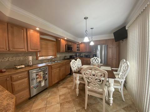199 Mason St, Fall River, MA 02723 photo 4