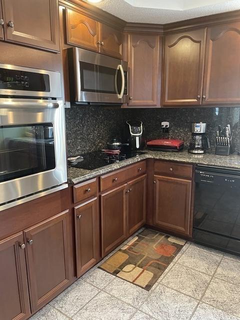 372 Johnson St, Fall River, MA 02723 photo 10