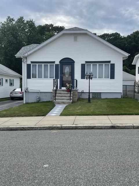 372 Johnson St, Fall River, MA 02723 photo 1