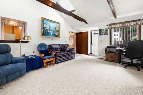 17 Victor Ave, Beverly, MA 01915 photo 4