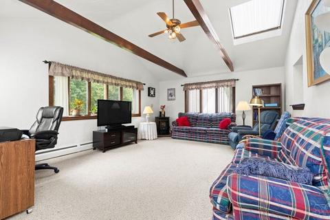 17 Victor Ave, Beverly, MA 01915 photo 3