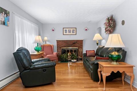17 Victor Ave, Beverly, MA 01915 photo 11