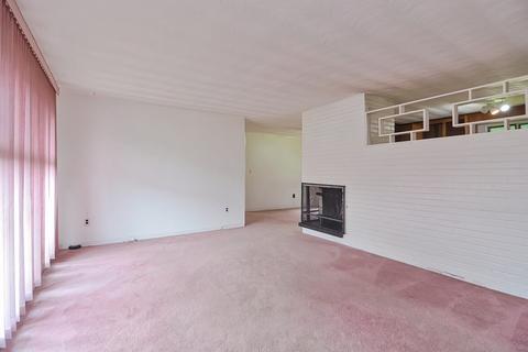 6 Conrad Rd, Framingham, MA 01701 photo 3