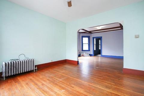 54 Lester St, Springfield, MA 01108 photo 4