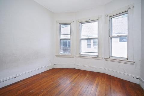 54 Lester St, Springfield, MA 01108 photo 11