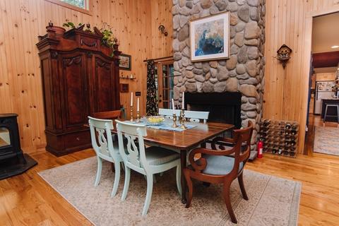 124 Newfield Rd, Springfield, MA 01119 photo 13