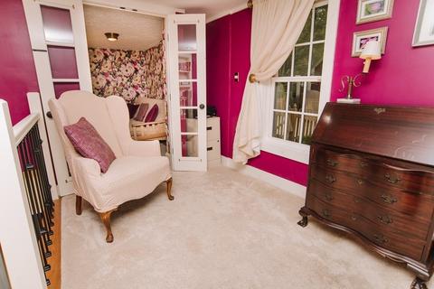 124 Newfield Rd, Springfield, MA 01119 photo 19