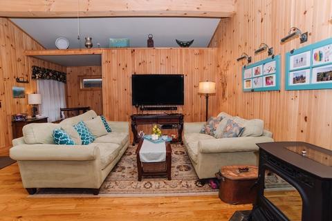 124 Newfield Rd, Springfield, MA 01119 photo 9