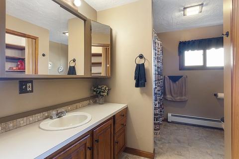 39 Steele, Worcester, MA 01607 photo 17
