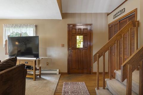 39 Steele, Worcester, MA 01607 photo 5
