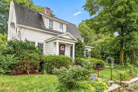 32 Mower St, Worcester, MA 01602 photo 3