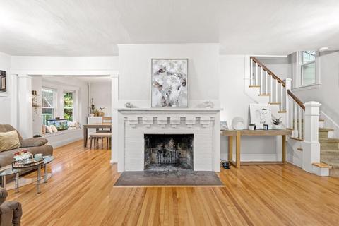 32 Mower St, Worcester, MA 01602 photo 5