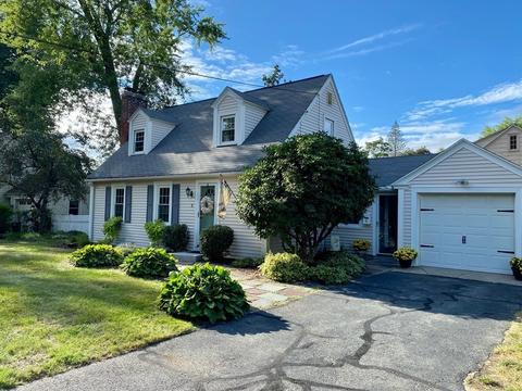 8 Mayfield St, Springfield, MA 01108 photo 1