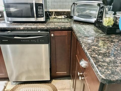 172 Lafayette St, Fall River, MA 02723 photo 9