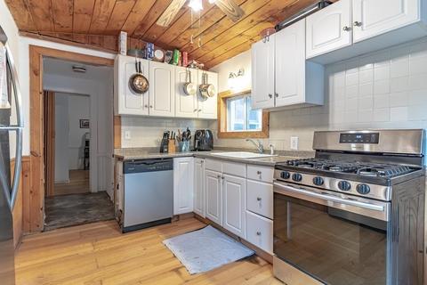 53 Gibbs, Wareham, MA 02571 photo 4