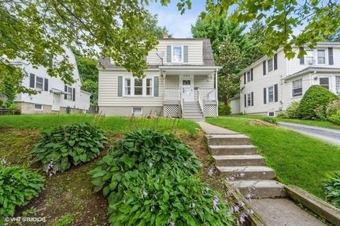 76 Barnard Rd, Worcester, MA 01605 photo 1