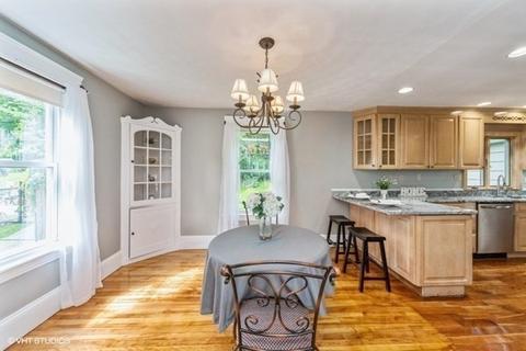 76 Barnard Rd, Worcester, MA 01605 photo 11