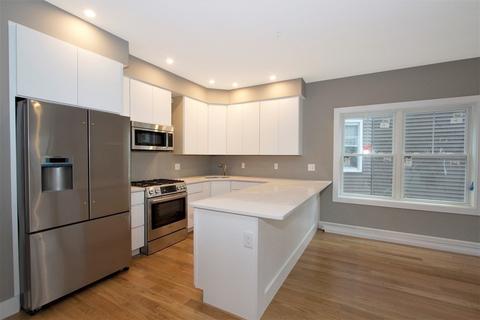87 Madison Ave #2, Everett, MA 02149 photo 2