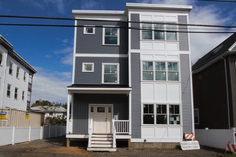 87 Madison Ave #2, Everett, MA 02149 photo 1