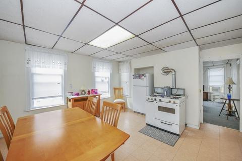 9 Lund St, Worcester, MA 01607 photo 8