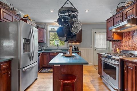 33 Summer St, Danvers, MA 01923 photo 13