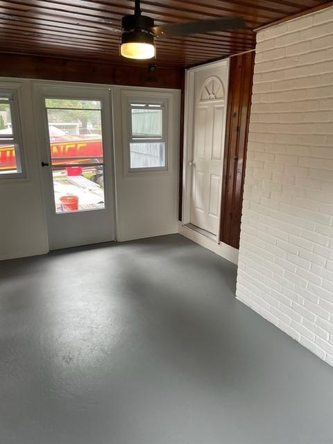 111 Sunnybrook Rd, Springfield, MA 01119 photo 3