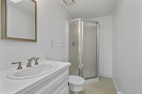 36 Marshall Rd, Wellesley, MA 02482 photo 26