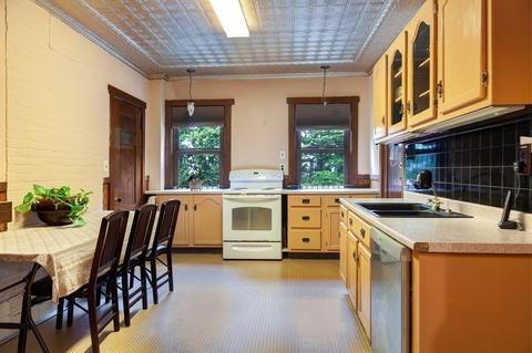 657 Highland Ave, Fall River, MA 02720 photo 23