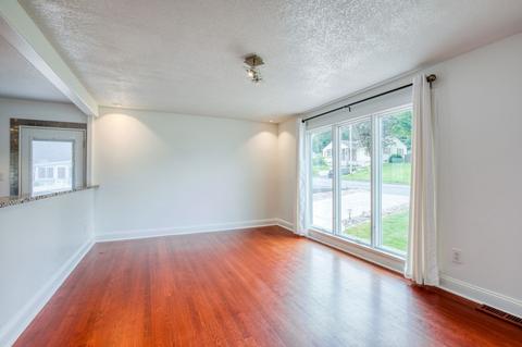 188 Pondview Dr, Chicopee, MA 01020 photo 11