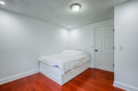 188 Pondview Dr, Chicopee, MA 01020 photo 15
