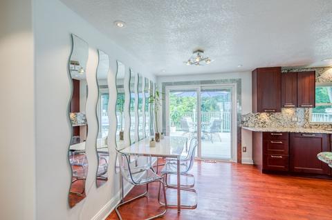 188 Pondview Dr, Chicopee, MA 01020 photo 8