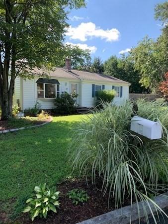 85 Tamarack Dr, Springfield, MA 01119 photo 1