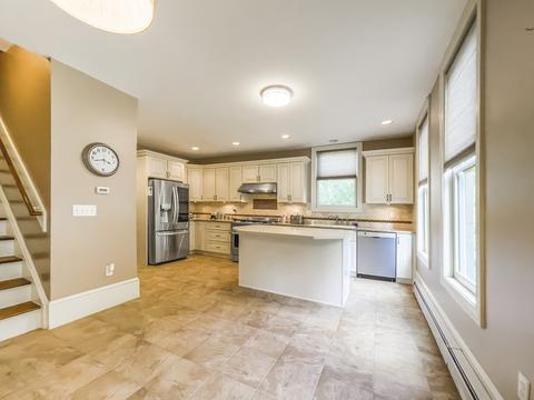 103 Bowdoin St, Springfield, MA 01109 photo 8