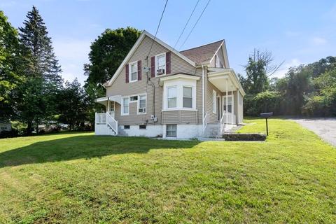 66 Haskell St, Fall River, MA 02720 photo 2
