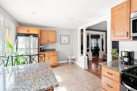 66 Haskell St, Fall River, MA 02720 photo 12