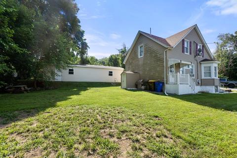66 Haskell St, Fall River, MA 02720 photo 5