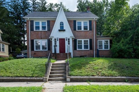 22 Longfellow Rd, Worcester, MA 01602 photo 1