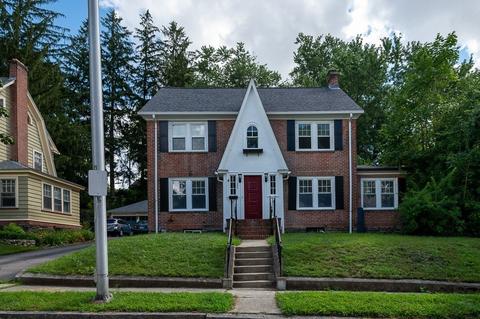22 Longfellow Rd, Worcester, MA 01602 photo 3