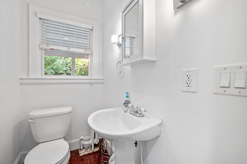 22 Longfellow Rd, Worcester, MA 01602 photo 9