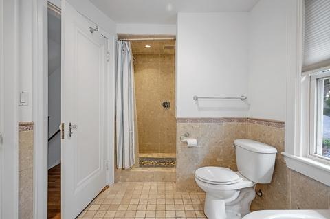22 Longfellow Rd, Worcester, MA 01602 photo 18