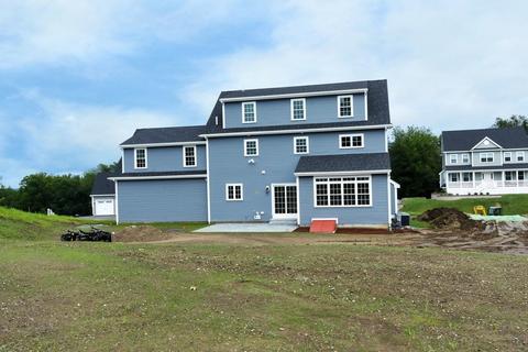 27 Overlook Dr, Danvers, MA 01923 photo 3
