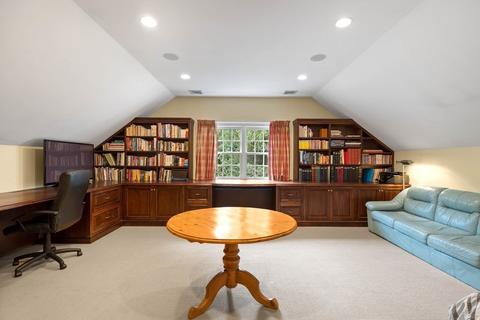 904 Washington St, Wellesley, MA 02482 photo 32