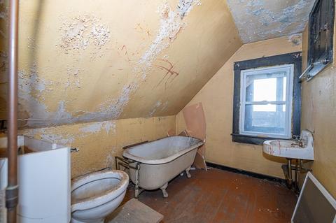 2 Langdon St, Worcester, MA 01608 photo 29