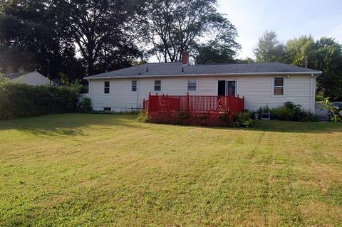 81 Rowland St, Springfield, MA 01107 photo 8