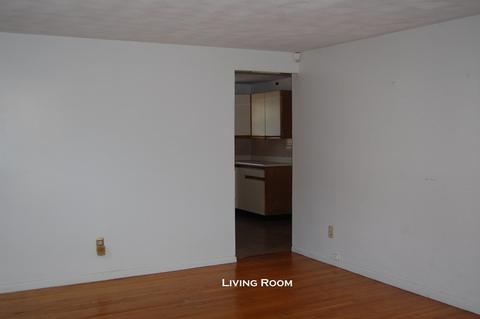 81 Rowland St, Springfield, MA 01107 photo 10