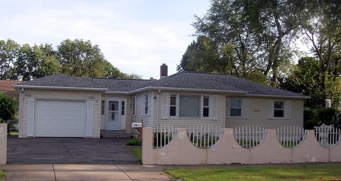 81 Rowland St, Springfield, MA 01107 photo 4